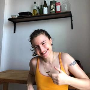 Meet your Posher, Nika